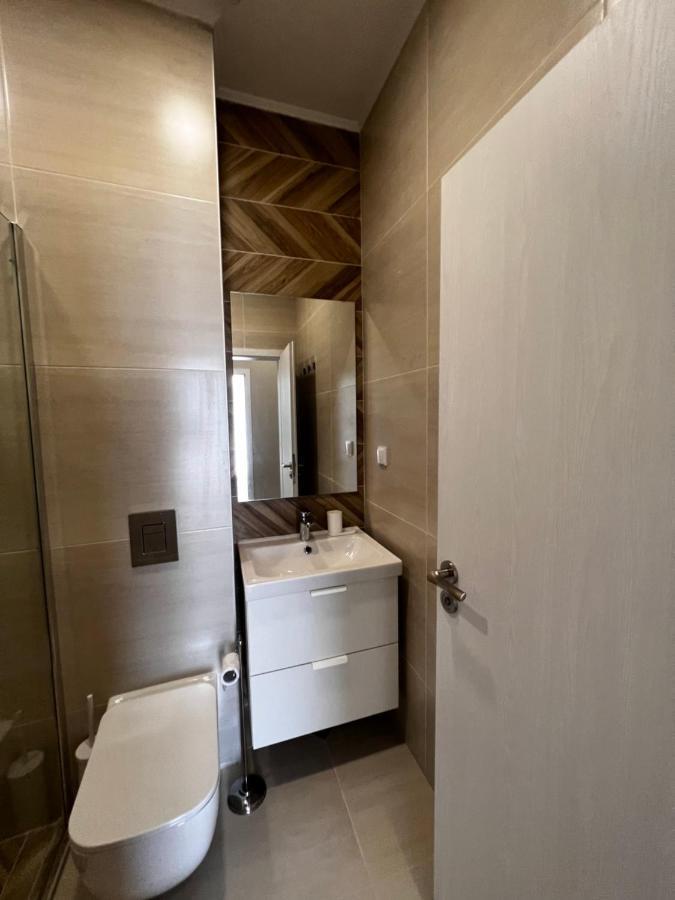 Las Brisas Garden Apartment Burgas Bagian luar foto